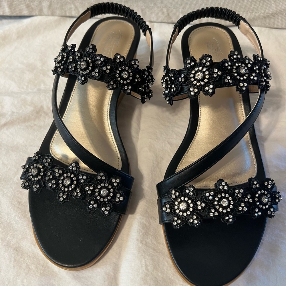 Shibever Wedge Sandals